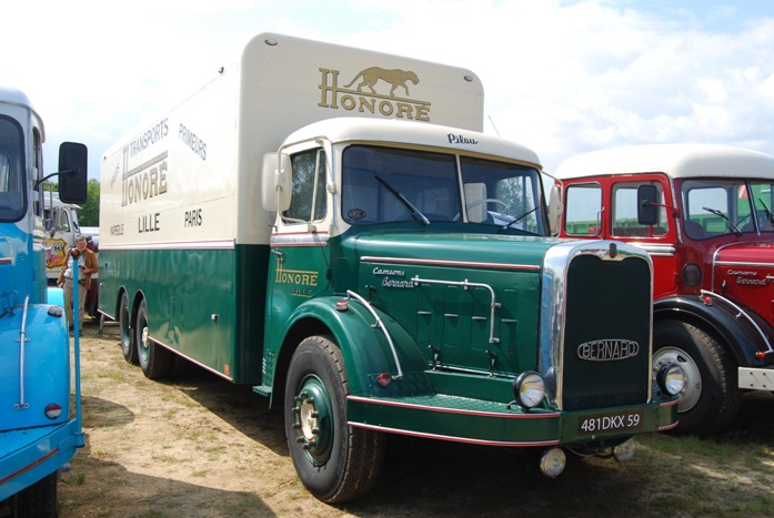 Bernard GR150 fourgon Transports Honoré 1963